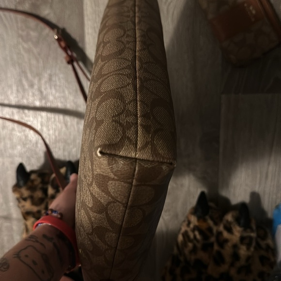 Coach bag & wristlet - Picture 7 of 13